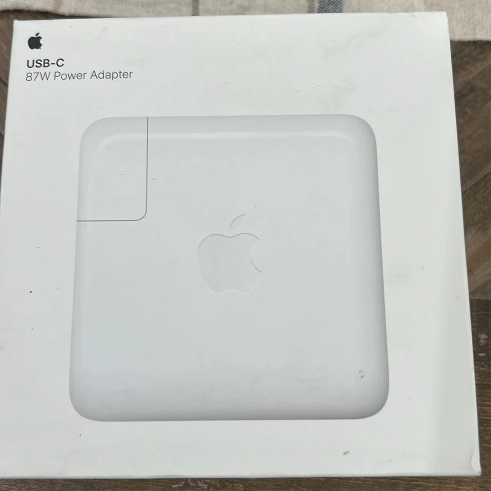 Apple USB-C 87W Power Adapter